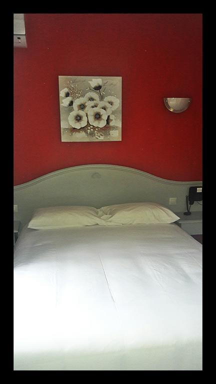 Le Neoulous Hotel 2*