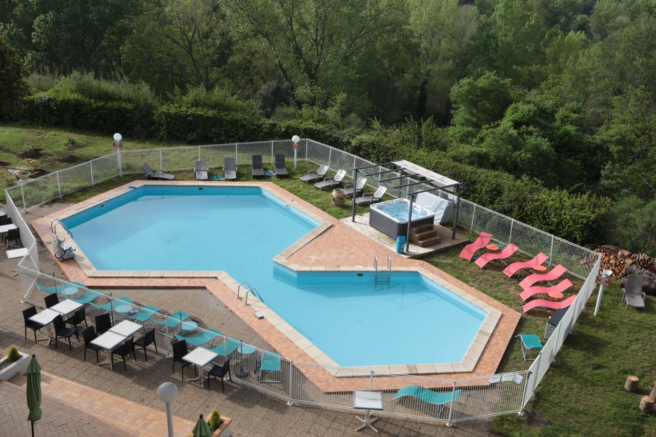 Le Neoulous 2* Le Boulou