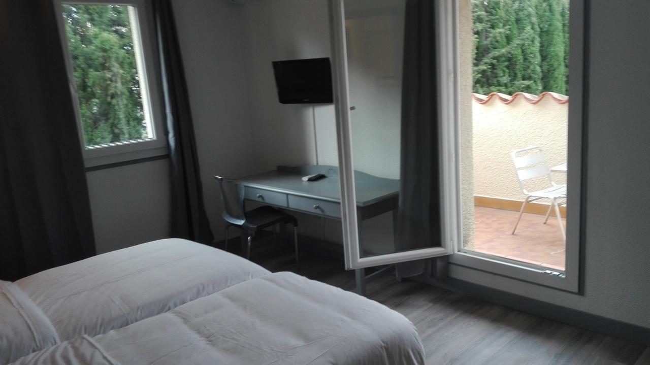 Le Neoulous Hotel 2*