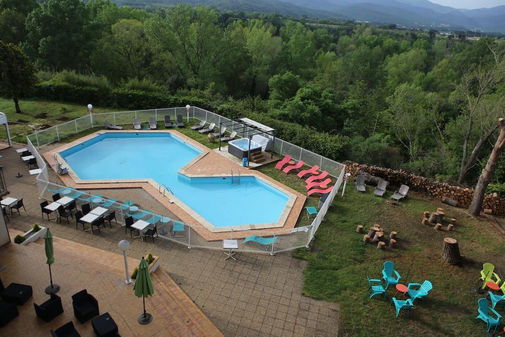 Hotel Le Neoulous Le Boulou